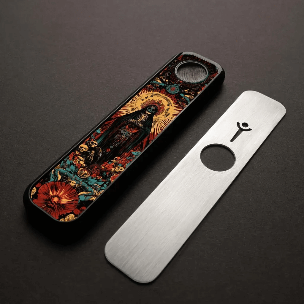 Genius Pipe – Sunrise of the Dead edition with magnetic slide removed and placed beside device.